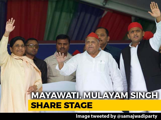Mulayam Singh, Mayawati - Enemies For Over 2 Decades - Together On Stage