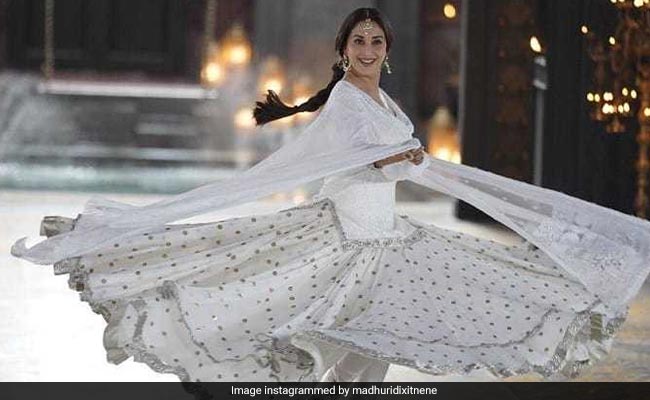 Madhuri Dixit Says That Her Next Film <i>Kalank</i> Is 'Far From Simple'