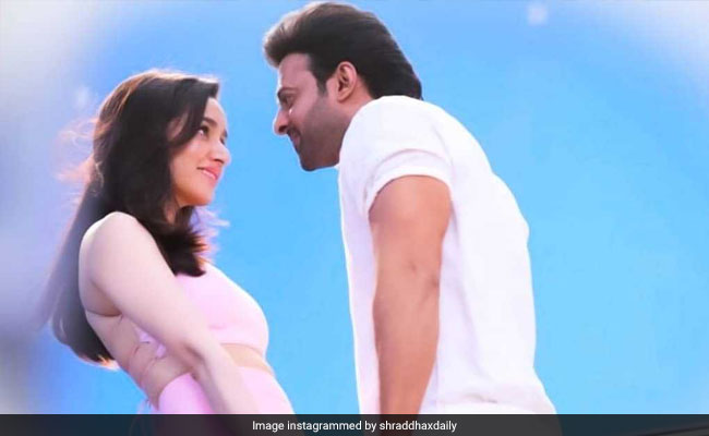 Trending: Pics Of Shraddha Kapoor And Prabhas From The Sets Of <i>Saaho</i>