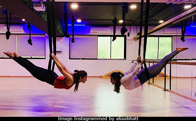Alia Bhatt And BFF Akansha Ranjan Catch Up Over Aerial Yoga. Pic Here