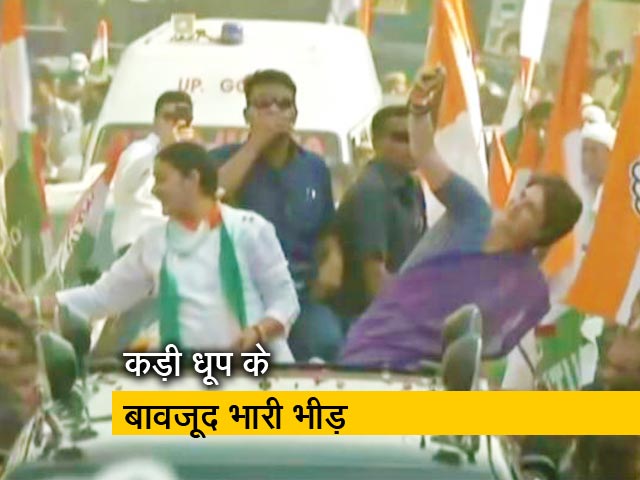 गाजियाबाद में प्रियंका गांधी वाड्रा का रोड शो