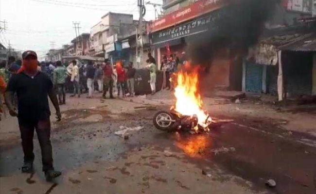 Violence At Bengal's Ram Navami Rally, Cops Targeted, Vehicles Set Ablaze