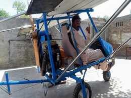 A Popcorn Seller Has Caught The Attention Of Pakistan Air Force A Popcorn Seller Has Caught The Attention Of Pakistan Air Force