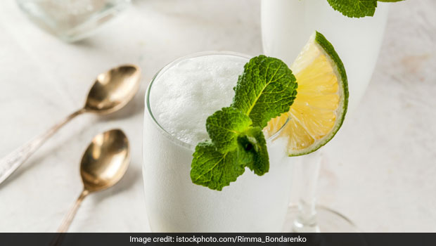 Drink Vanilla Ice-Cream Soda To Feel The Chill In This Hot Weather. Recipe Inside
