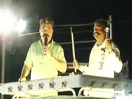 "Nathuram Godse, A Hindu, Independent India's 1st Extremist": Kamal Haasan "Nathuram Godse, A Hindu, Independent India's 1st Extremist": Kamal Haasan