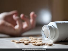 सेक्स ड्रग के ओवरडोज से गई शख्स की जान, कमरे में मंगेतर का कर रहा था इंतजार!