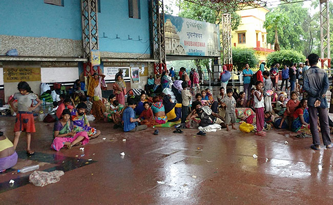 Here Are The Helpline Numbers You Might Need As Cyclone Fani Hits Odisha