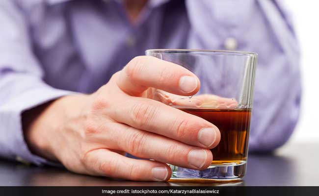 Consuming 14 Drinks Per Week May Put Older Adults At Risk Of Dementia: Study