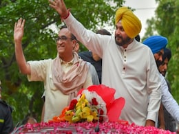 Amritsar East Assembly Constituency: कांग्रेस की नाक की लड़ाई बनी ये सीट, सिद्धू के खिलाफ 3 दलों ने कैंडिडेट उतार मुकाबला बनाया रोचक Amritsar East Assembly Constituency: कांग्रेस की नाक की लड़ाई बनी ये सीट, सिद्धू के खिलाफ 3 दलों ने कैंडिडेट उतार मुकाबला बनाया रोचक