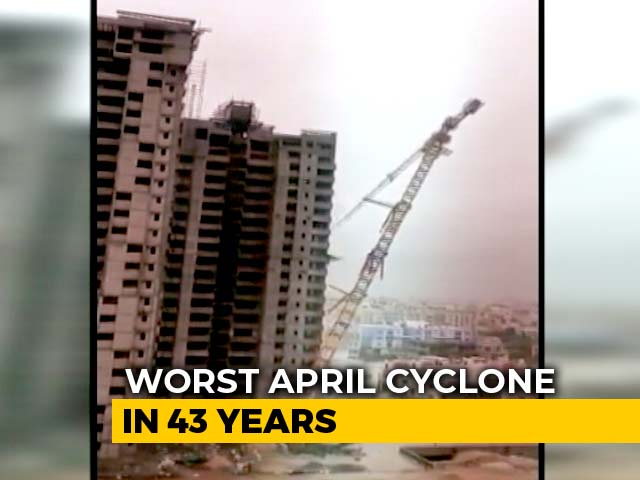 Cyclone Fani: In Video, 250-Foot Crane Crashes Onto Building In Odisha