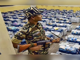 कड़े सुरक्षा इंतेजामों को बीच वोटिंग की तैयारी पूरी, बाहरी नेताओं को जिला छोड़ने का आदेश 