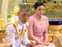 Coronavirus Lockdown: 4 स्टार होटल में सेल्फ आइसोलेशन में रह रहे थाइलैंड के राजा, साथ में हैं 20 महिलाएं