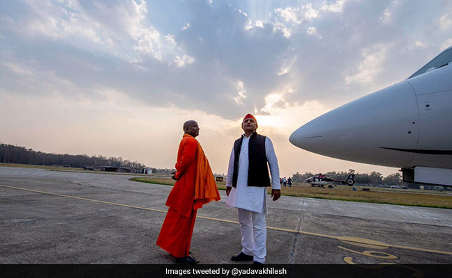 अखिलेश यादव बोले- 'विकास' पूछ रहा है कि किसी ने कहा था बनाएंगे क्योटो पर पांच साल में मिला सिर्फ...