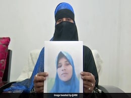 Family Of Hyderabad Woman, Who Died In Saudi, Seeks Sushma Swaraj's Help Family Of Hyderabad Woman, Who Died In Saudi, Seeks Sushma Swaraj's Help