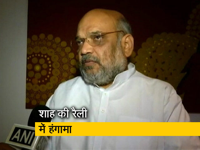 कोलकाता: अमित शाह की रैली में भिड़े TMC छात्र संघ और BJP कार्यकर्ता