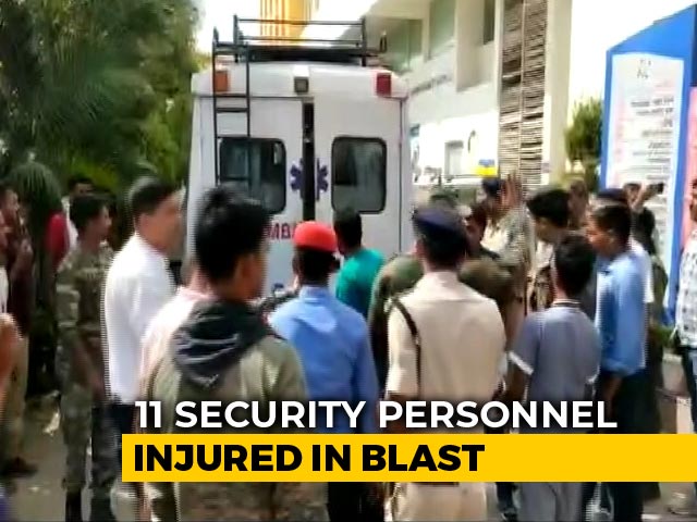 11 Security Personnel Injured In Blast By Maoists In Jharkhand