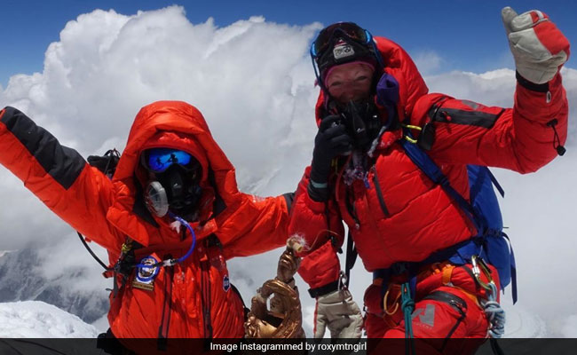 It Takes 2 Months To Climb Mount Everest. A US Climber Did It In 2 Weeks.