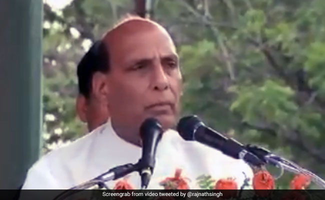 Rajnath Singh Mocks Rahul Gandhi's Promise To Eradicate Poverty