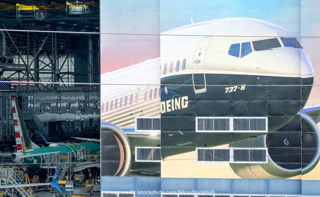 Boeing CEO Plots Gradual Comeback for Grounded 737 Max Jets