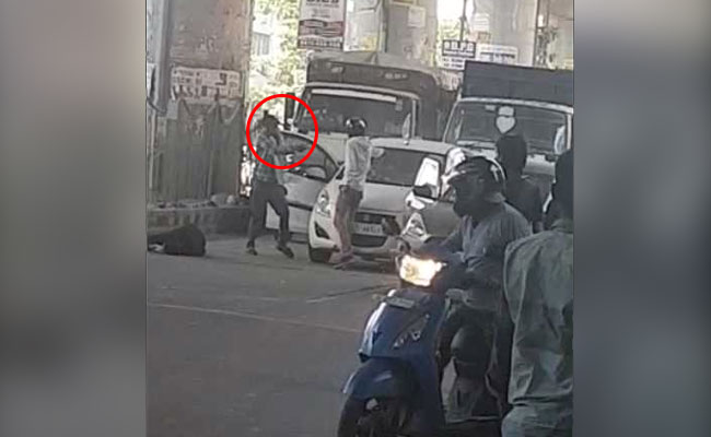 2 Shot Dead Inside Car In Busy Traffic In Delhi Gang War: Police