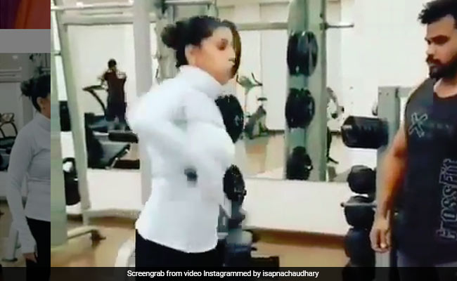 Sapna Choudhary का जिम Video हुआ वायरल, नजर नहीं हटा पा रहे हैं लोग