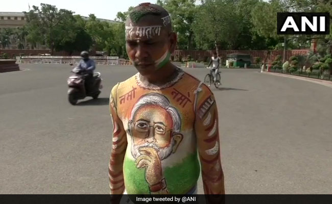 Bihar Man Lands In Delhi To Sell Tea As PM Modi Took Oath