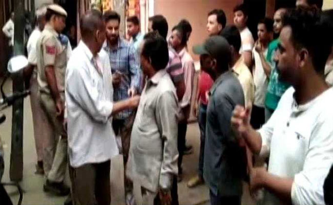 Delhi Man Killed For Protesting Daughter's Harassment, Locals Made Videos