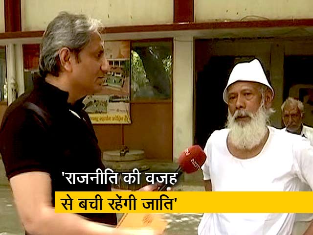 रवीश के प्राइम टाइम में महंत विवेक दास ने कहा - जाति कभी नहीं टूटेगी