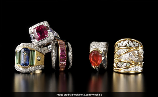 7 Cocktails Rings To Make A Sparkling Statement In