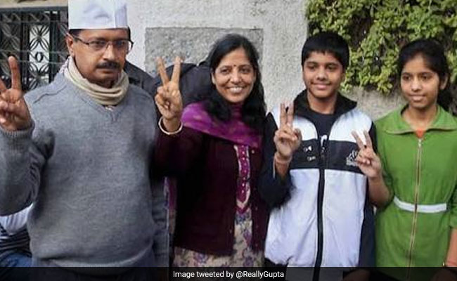 CBSE 12th Result 2019: सीएम अरविंद केजरीवाल के बेटे ने बोर्ड परीक्षा में किया कमाल, मां बोलीं- 'भगवान का शुक्र है...'