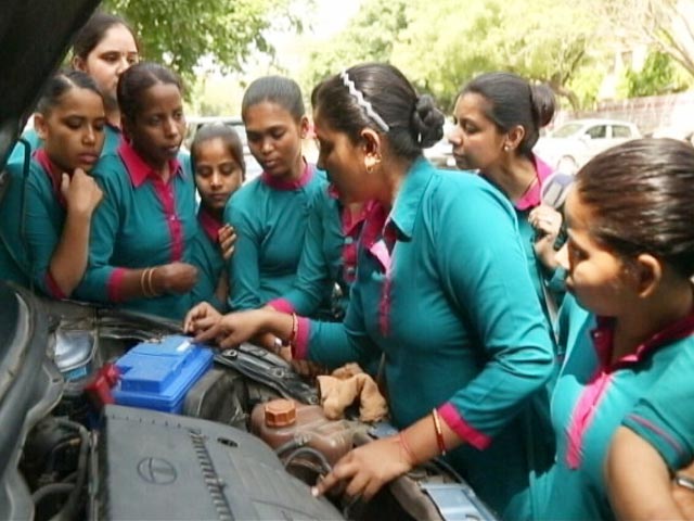 Sakha Cabs: By The Women, For The Women