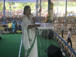 West Bengal Exit Poll Results 2019: पश्चिम बंगाल में बीजेपी जीत सकती है 10 से ज्यादा सीटें, टीएमसी को हो सकता है नुकसान  West Bengal Exit Poll Results 2019: पश्चिम बंगाल में बीजेपी जीत सकती है 10 से ज्यादा सीटें, टीएमसी को हो सकता है नुकसान