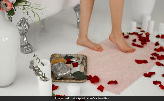 8 Bathroom Mats To Keep Your Home Safe And Clean