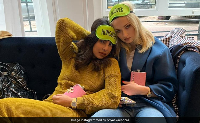 Of Course Priyanka Chopra Was At Sophie Turner And Joe Jonas' Wedding. See Viral Video
