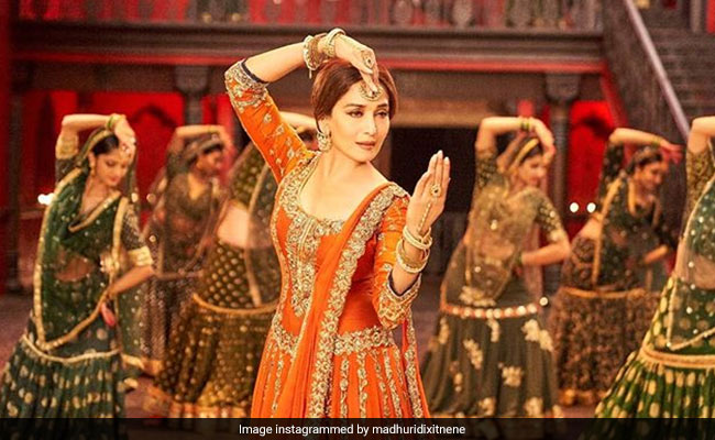 <I>Kalank</I> Star Madhuri Dixit On Why It 'Doesn't Bother Her When A Film Doesn't Work'