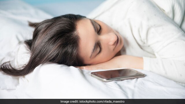 The blue light emitted by the screens of mobile devices has been associated with poor sleep