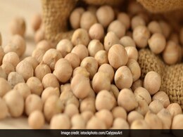 Diabetes के मरीज को खाना चाहिए या नहीं मूंगफली? इसके सेवन से शरीर पर क्या पड़ता है असर Diabetes के मरीज को खाना चाहिए या नहीं मूंगफली? इसके सेवन से शरीर पर क्या पड़ता है असर