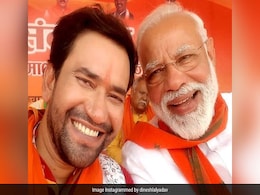 बॉलीवुड एक्टर का BJP उम्मीदवार निरहुआ पर तंज, बोले-  EVM गायब करने का प्लान उन्हें पहले से पता था तभी तो... बॉलीवुड एक्टर का BJP उम्मीदवार निरहुआ पर तंज, बोले-  EVM गायब करने का प्लान उन्हें पहले से पता था तभी तो...