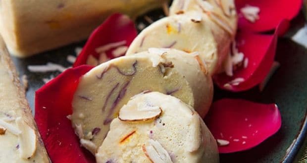 Slurp Alert! This Homemade Pineapple Kulfi Is Ideal For Your Sweet Tooth Cravings (Video) Slurp Alert! This Homemade Pineapple Kulfi Is Ideal For Your Sweet Tooth Cravings (Video)