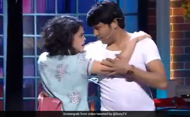 कपिल शर्मा के शो में 'भूरी' और 'चंदू' कर रहे थे रोमांस तभी हुआ कुछ ऐसा... देखें Video