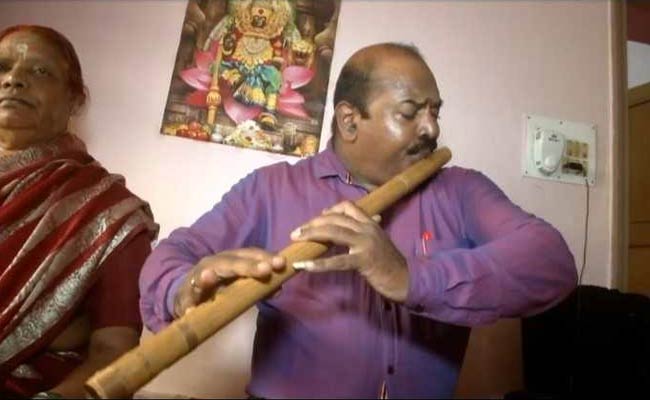 Karnataka Head Constable Turns Fiber Baton Into Flute