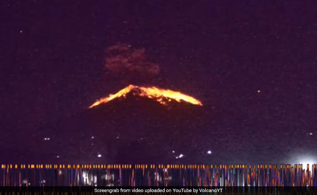 Flights Cancelled As Volcano Erupts In Indonesia's Bali