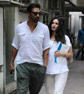 Spotted Arjun Rampal With Pregnant Girlfriend Gabriella Demetriades