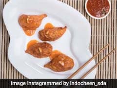Grab Those Tissues! These Red Chilli Garlic Tossed Momos In SDA Market Are Super Spicy Grab Those Tissues! These Red Chilli Garlic Tossed Momos In SDA Market Are Super Spicy