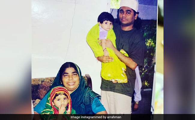 18 Years Younger AR Rahman And His 'Two Little' Daughters Are Giving Us Major Throwback Vibes