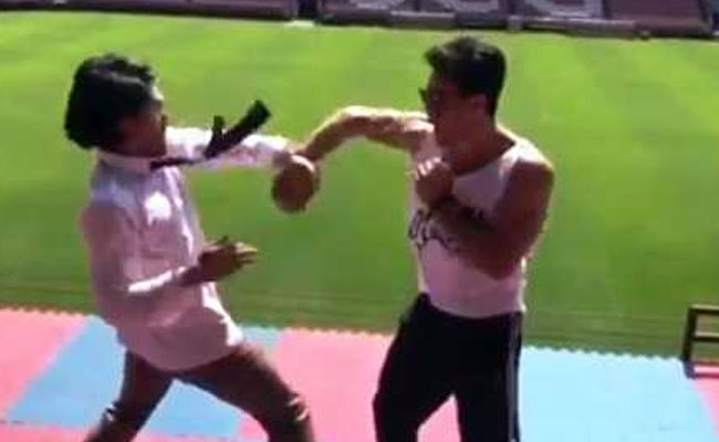 टाइगर श्रॉफ के मुक्कों का इस शख्स ने यूं दिया जवाब, इंटरनेट पर वायरल हुआ Video