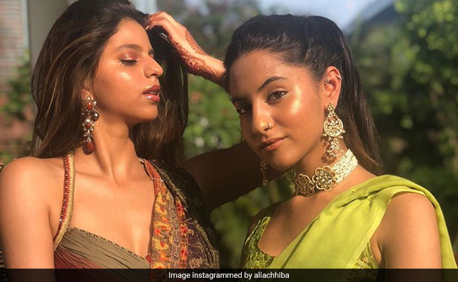 Suhana Khan's New Look From Family Wedding Has The Internet Smitten