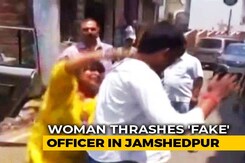 On Video, Woman Thrashes 'Fake' Anti-Corruption Officer With Slippers On Video, Woman Thrashes 'Fake' Anti-Corruption Officer With Slippers