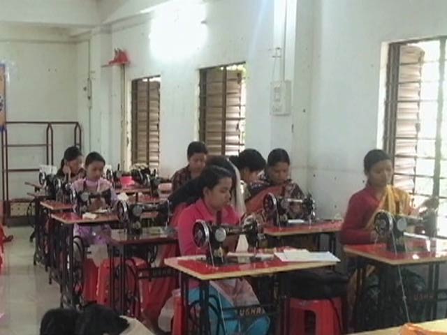 Collaboration Of West Bengal Government And The USHA Silai School program