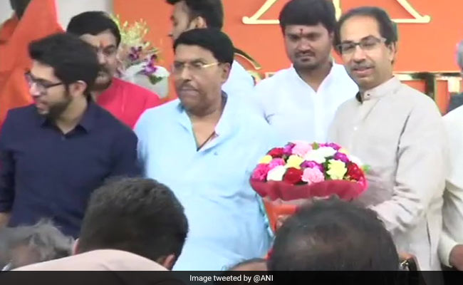 Senior NCP Leader Joins Shiv Sena, Blames Sharad Pawar For His Cross Over